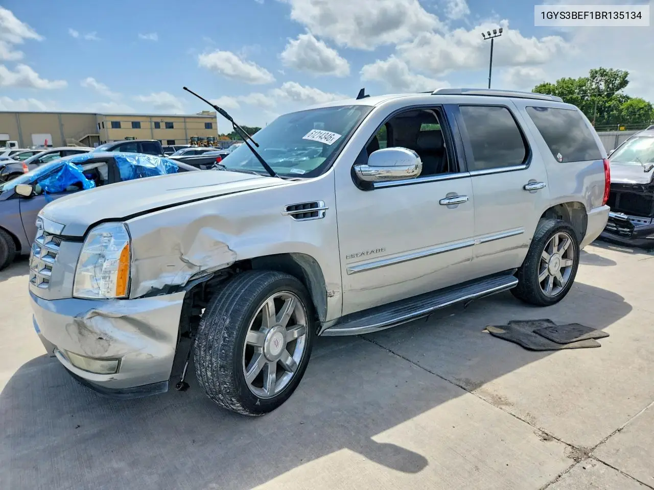 2011 Cadillac Escalade Luxury VIN: 1GYS3BEF1BR135134 Lot: 61214346