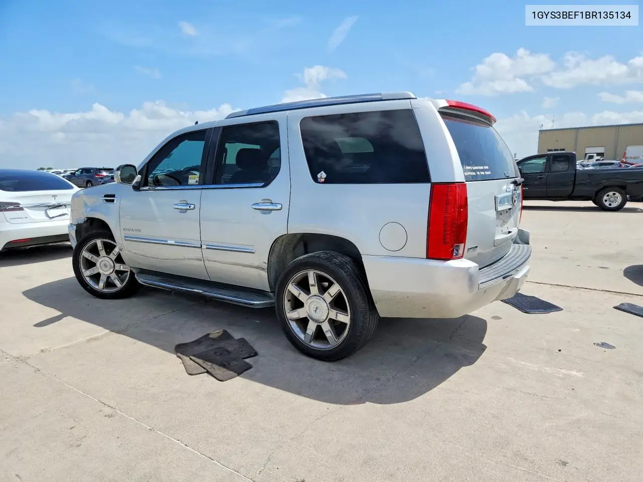 2011 Cadillac Escalade Luxury VIN: 1GYS3BEF1BR135134 Lot: 61214346