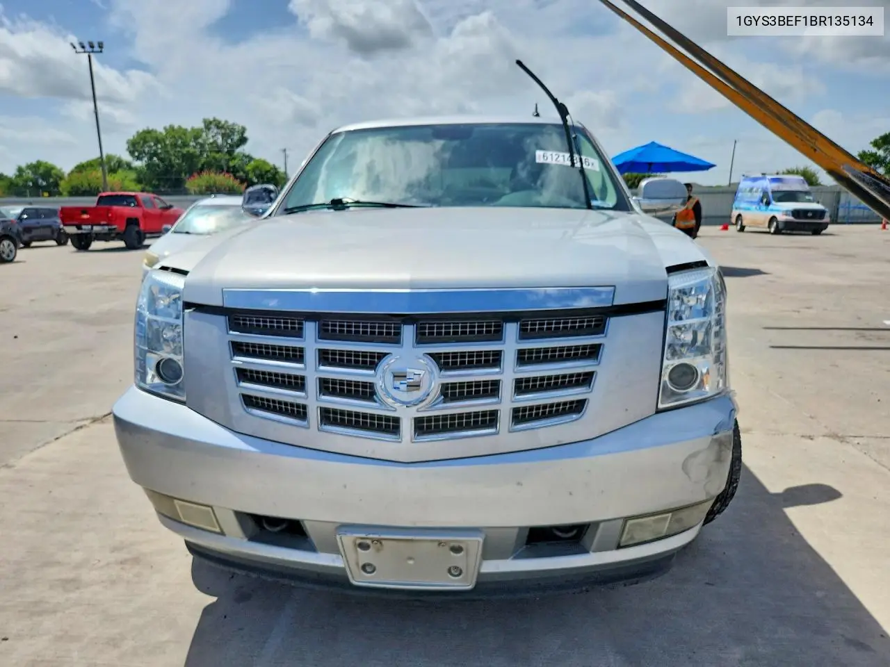 2011 Cadillac Escalade Luxury VIN: 1GYS3BEF1BR135134 Lot: 61214346
