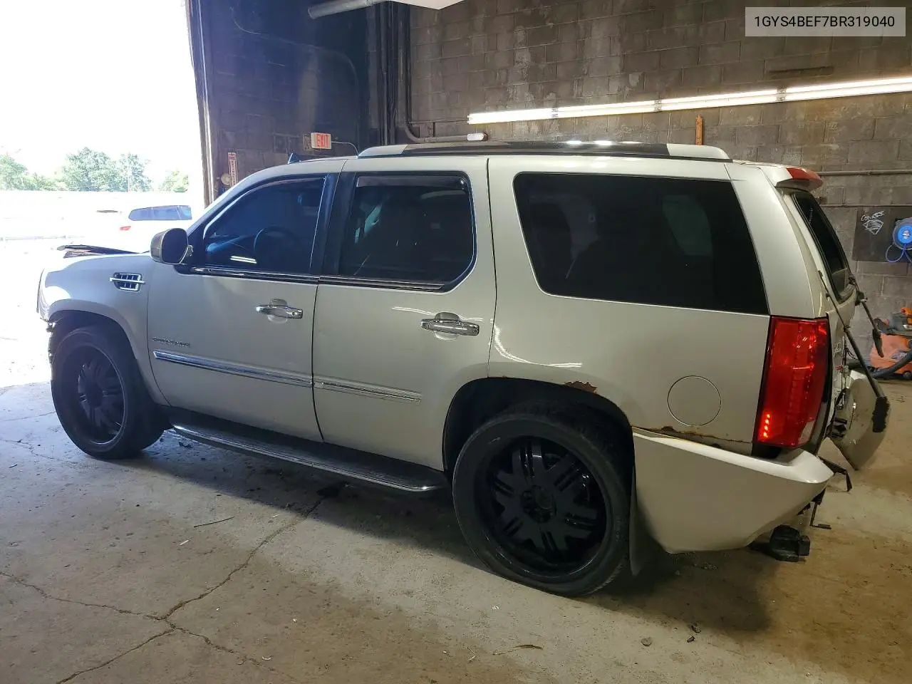2011 Cadillac Escalade Luxury VIN: 1GYS4BEF7BR319040 Lot: 61358286