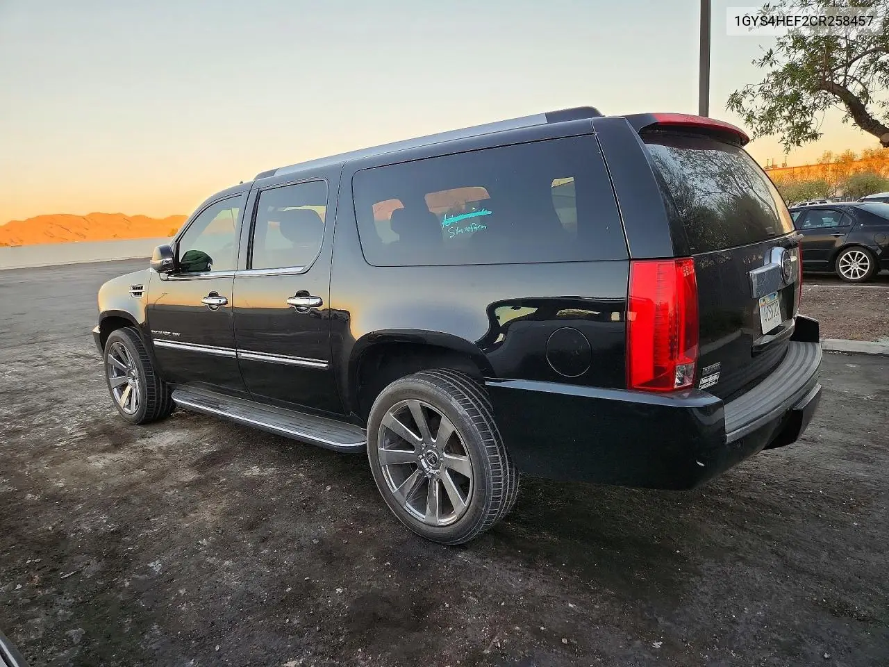 2012 Cadillac Escalade Esv Luxury VIN: 1GYS4HEF2CR258457 Lot: 60707786