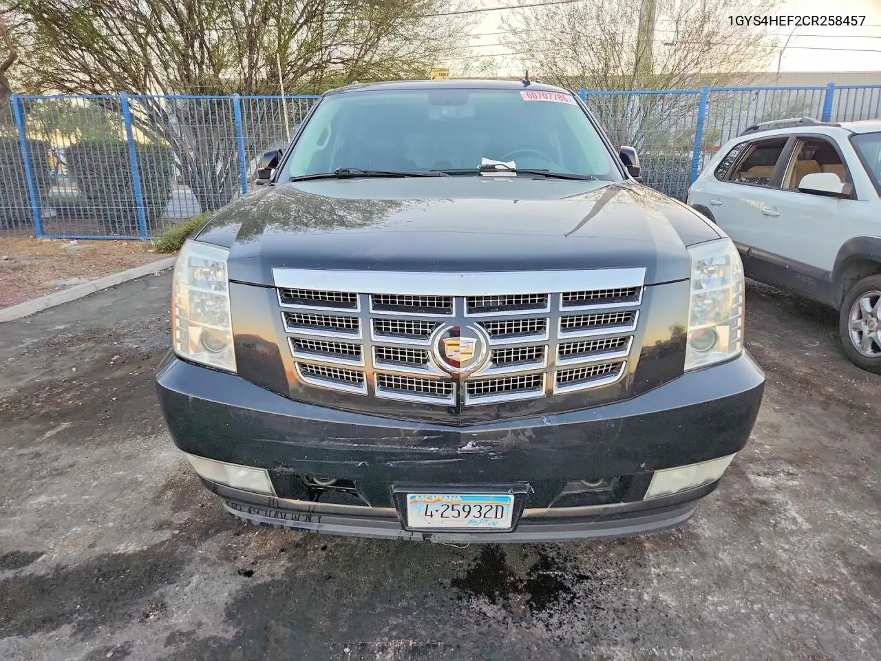 2012 Cadillac Escalade Esv Luxury VIN: 1GYS4HEF2CR258457 Lot: 60707786