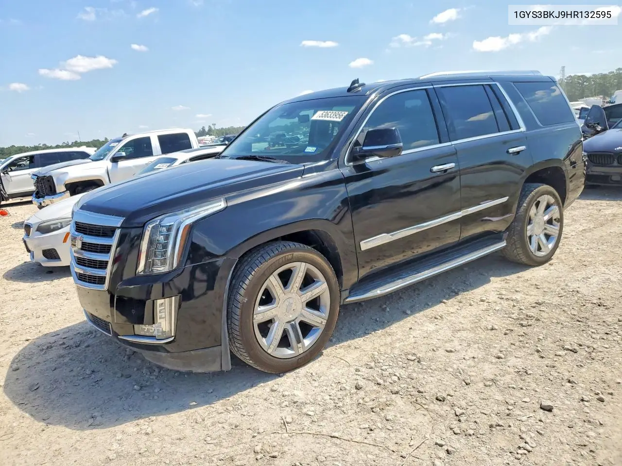 1GYS3BKJ9HR132595 2017 Cadillac Escalade Luxury