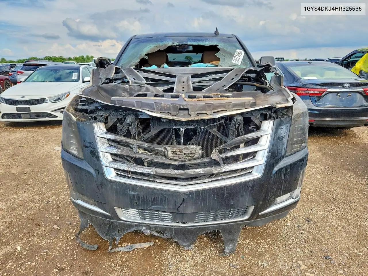 2017 Cadillac Escalade Platinum VIN: 1GYS4DKJ4HR325536 Lot: 56771936