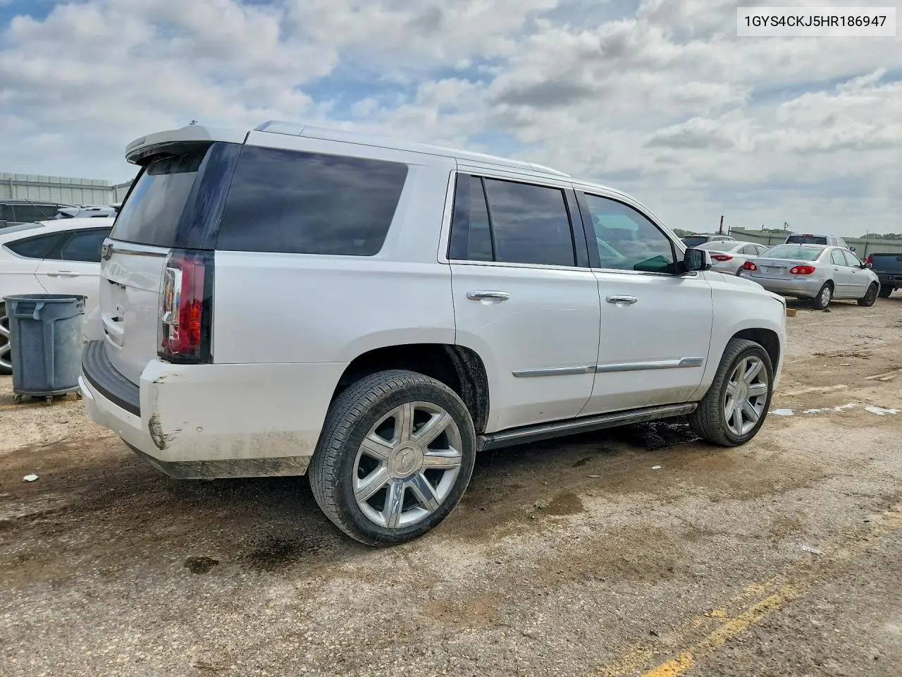 2017 Cadillac Escalade Premium Luxury VIN: 1GYS4CKJ5HR186947 Lot: 57256406