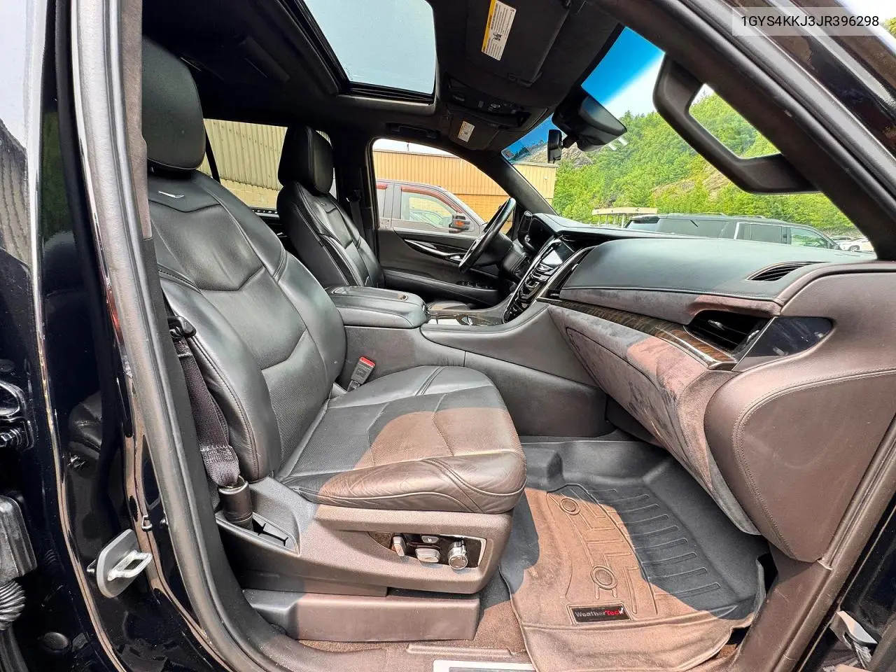 2018 Cadillac Escalade Esv Platinum VIN: 1GYS4KKJ3JR396298 Lot: 62457876