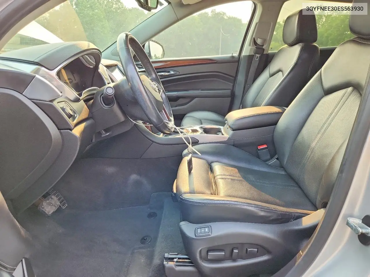 2014 Cadillac Srx Luxury Collection VIN: 3GYFNEE30ES563930 Lot: 61671136