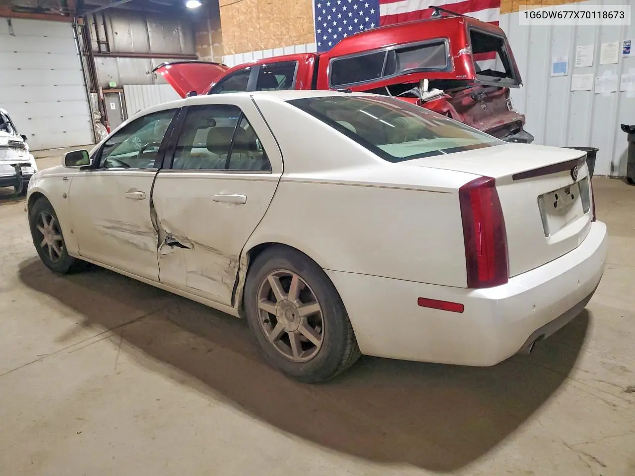 2007 Cadillac Sts VIN: 1G6DW677X70118673 Lot: 59880436