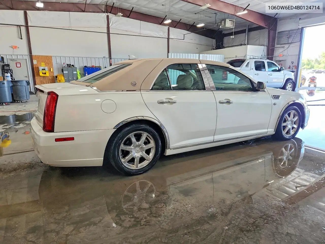 2011 Cadillac Sts Luxury VIN: 1G6DW6ED4B0124714 Lot: 50781256