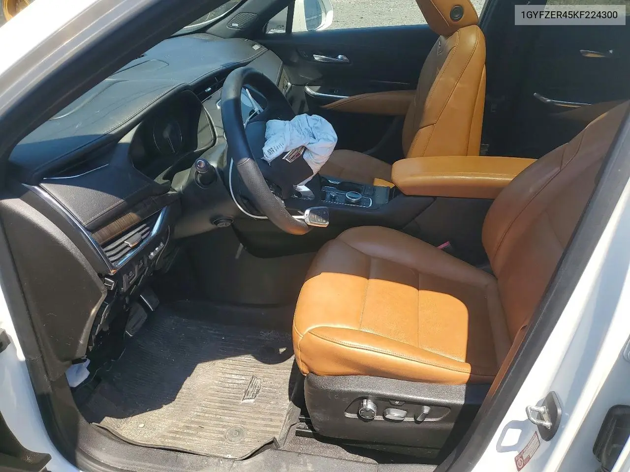 2019 Cadillac Xt4 Sport VIN: 1GYFZER45KF224300 Lot: 54257186