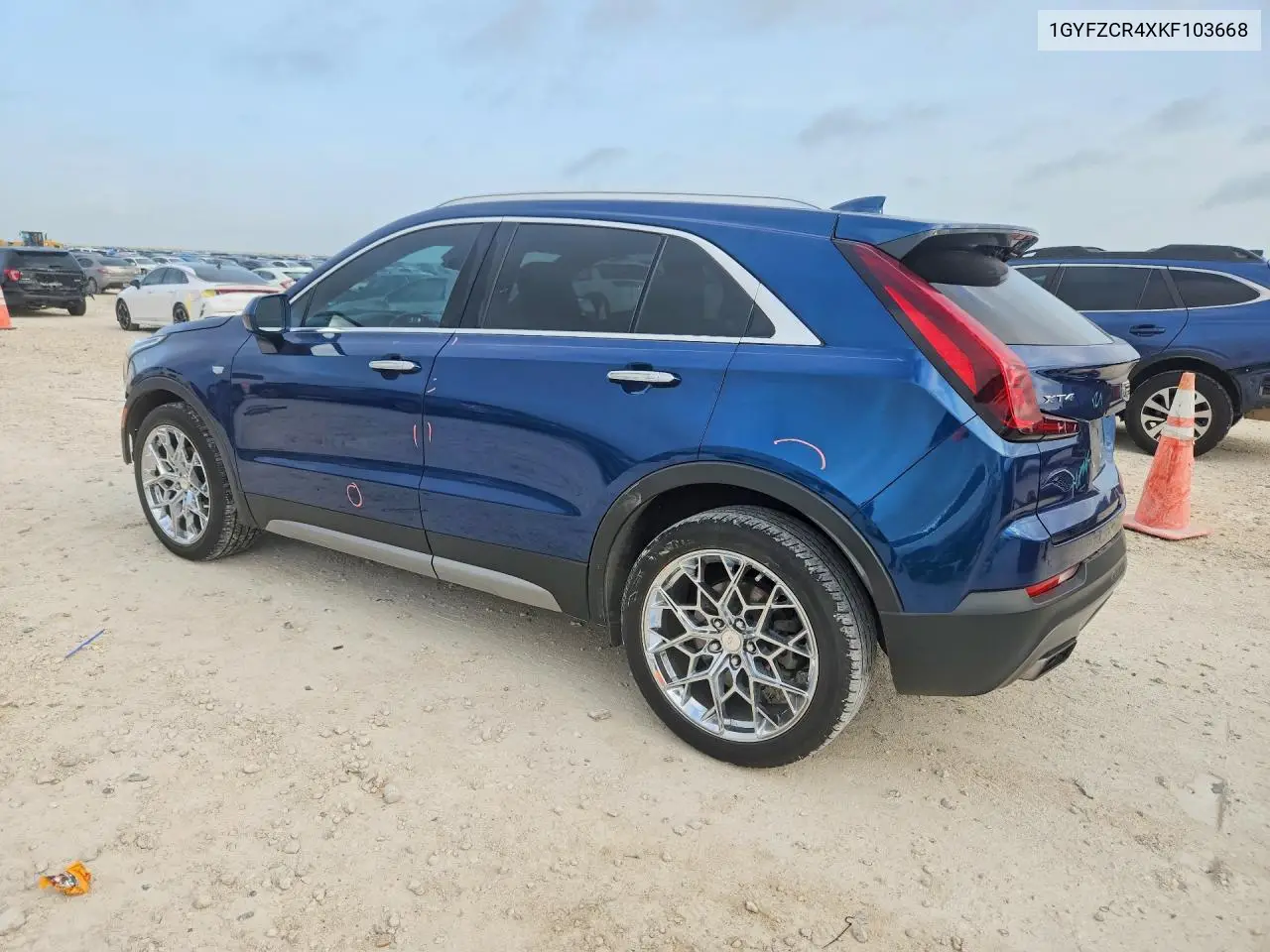 2019 Cadillac Xt4 Premium Luxury VIN: 1GYFZCR4XKF103668 Lot: 58260526