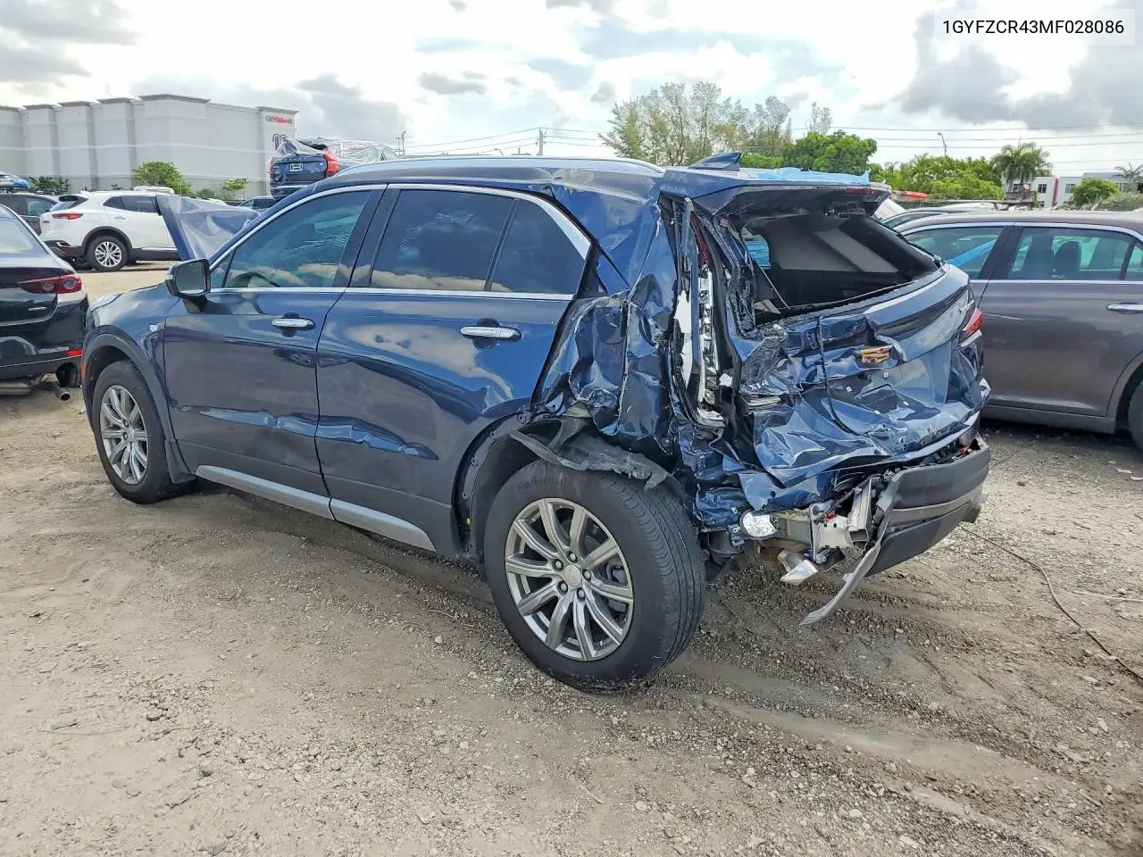 2021 Cadillac Xt4 Premium Luxury VIN: 1GYFZCR43MF028086 Lot: 59311366