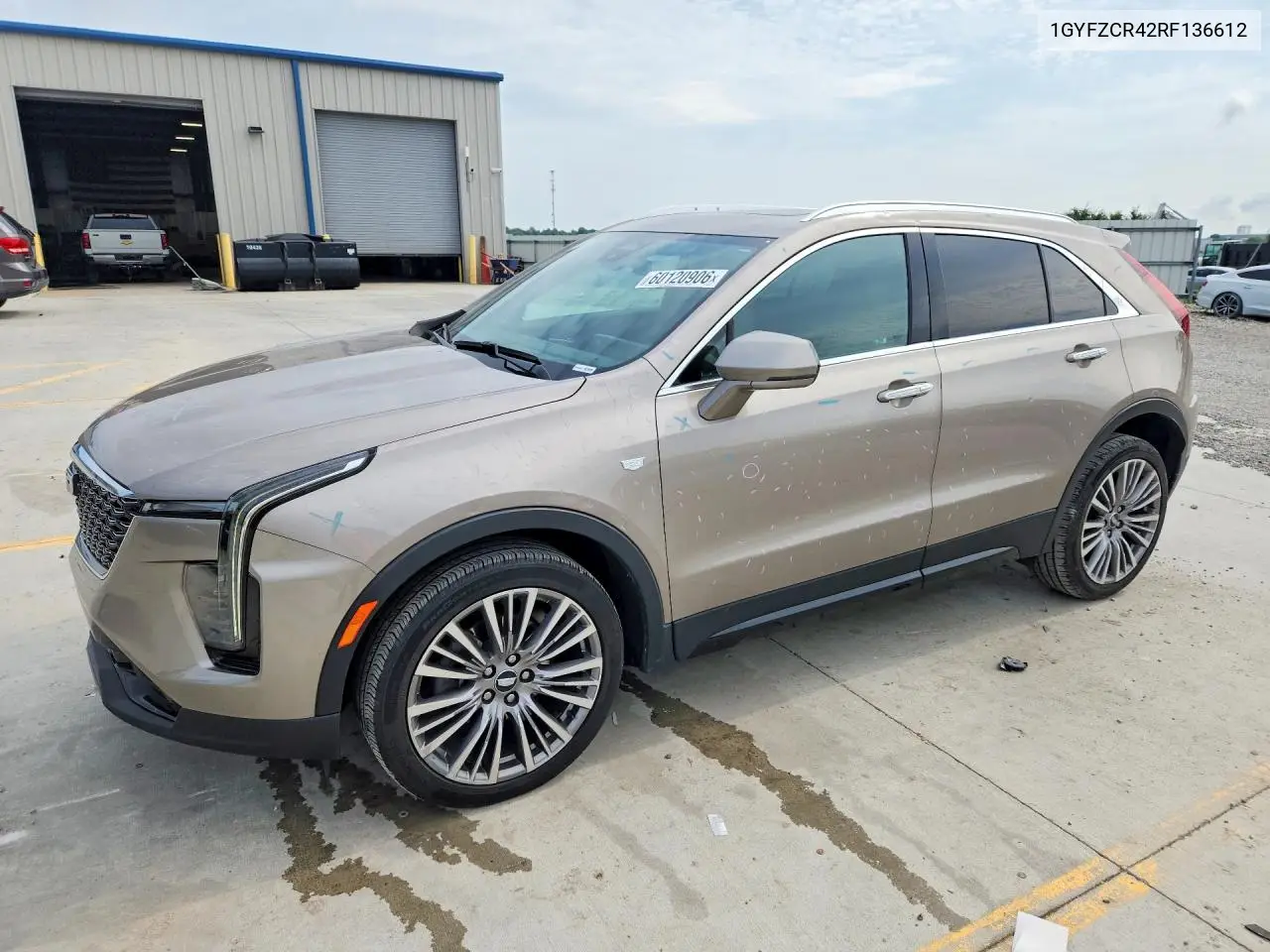 2024 Cadillac Xt4 Premium Luxury VIN: 1GYFZCR42RF136612 Lot: 60120906