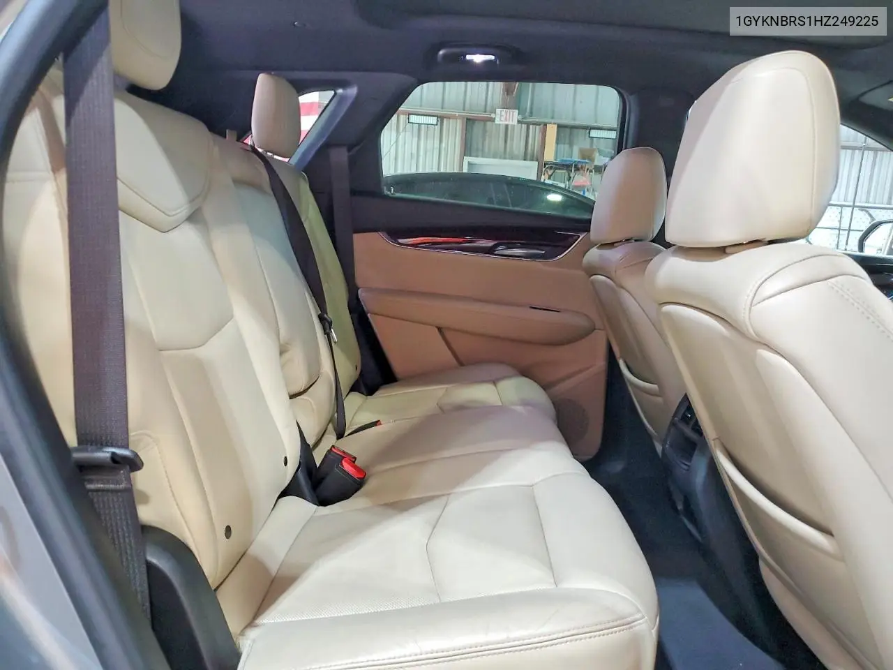 2017 Cadillac Xt5 Luxury VIN: 1GYKNBRS1HZ249225 Lot: 53734206