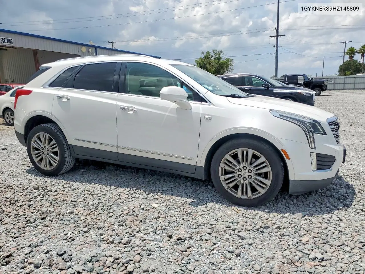 2017 Cadillac Xt5 Premium Luxury VIN: 1GYKNERS9HZ145809 Lot: 59015826