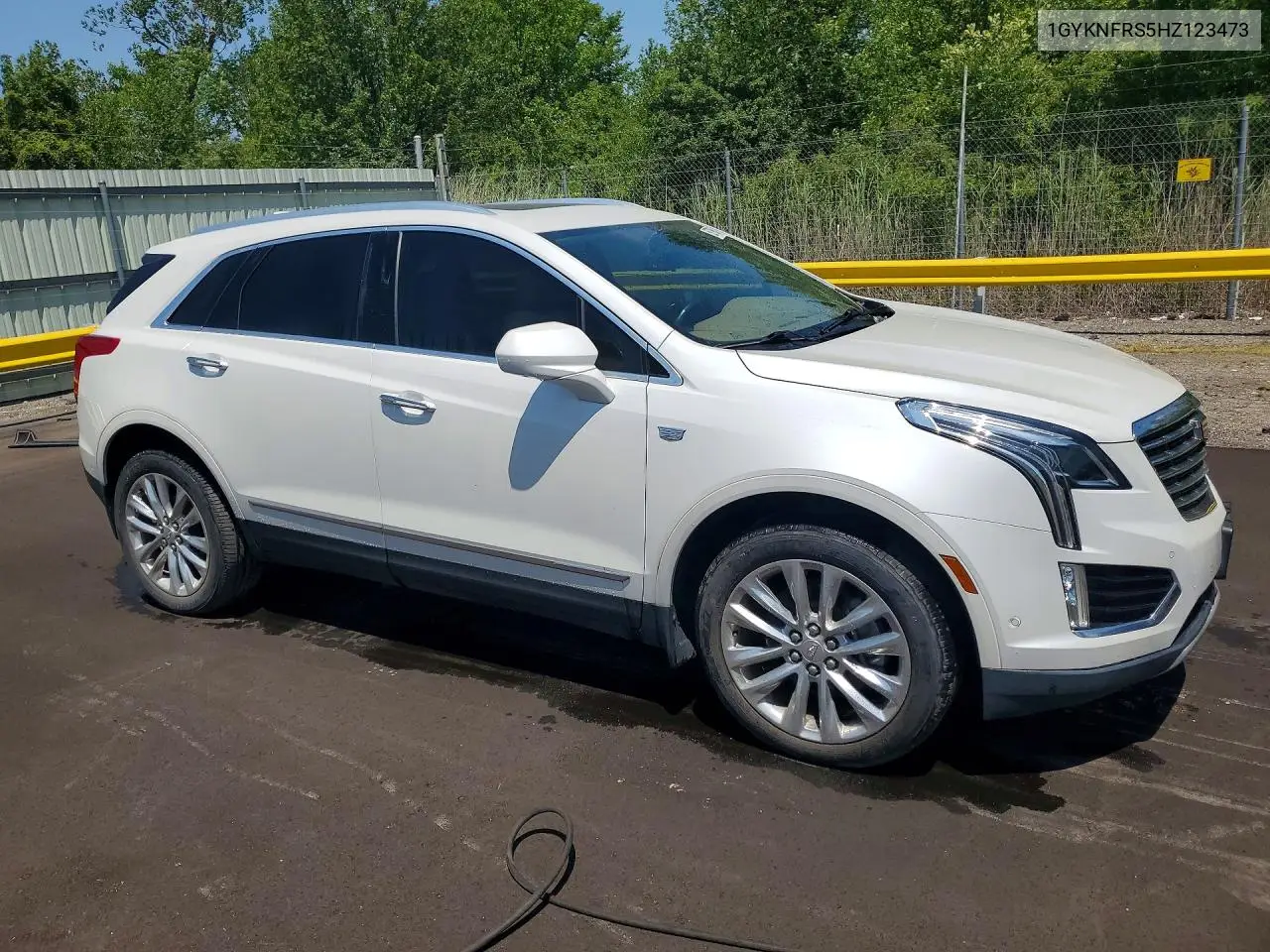 2017 Cadillac Xt5 Platinum VIN: 1GYKNFRS5HZ123473 Lot: 59795006