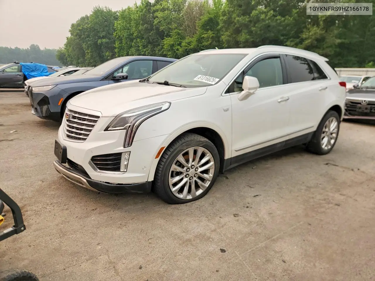 2017 Cadillac Xt5 Platinum VIN: 1GYKNFRS9HZ166178 Lot: 61316626