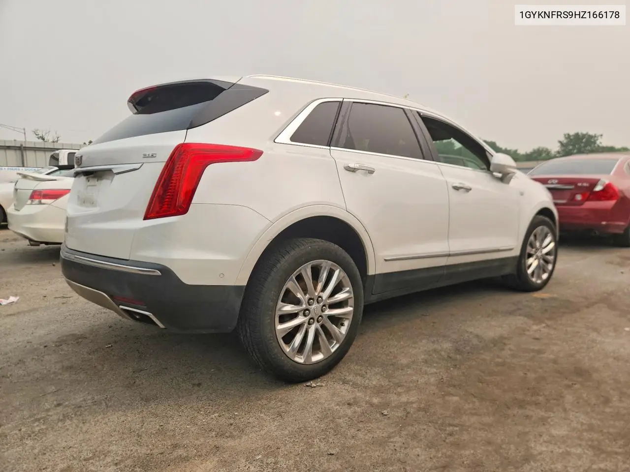 2017 Cadillac Xt5 Platinum VIN: 1GYKNFRS9HZ166178 Lot: 61316626