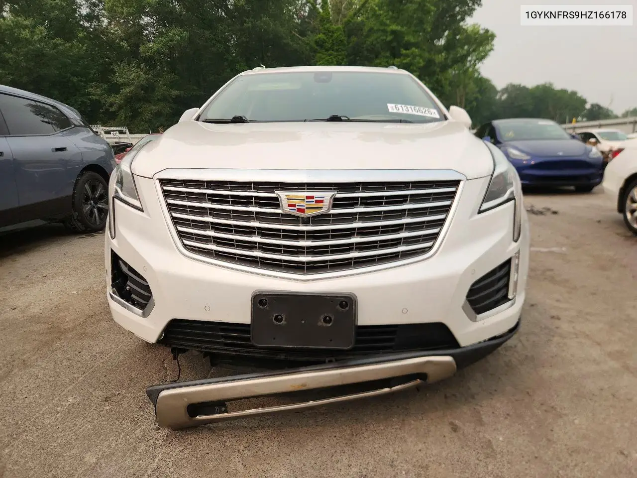 2017 Cadillac Xt5 Platinum VIN: 1GYKNFRS9HZ166178 Lot: 61316626
