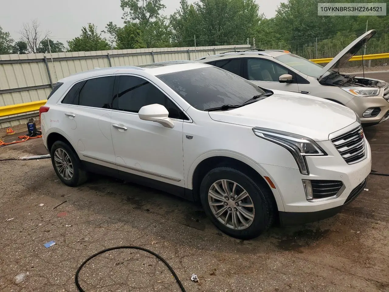 2017 Cadillac Xt5 Luxury VIN: 1GYKNBRS3HZ264521 Lot: 61345006