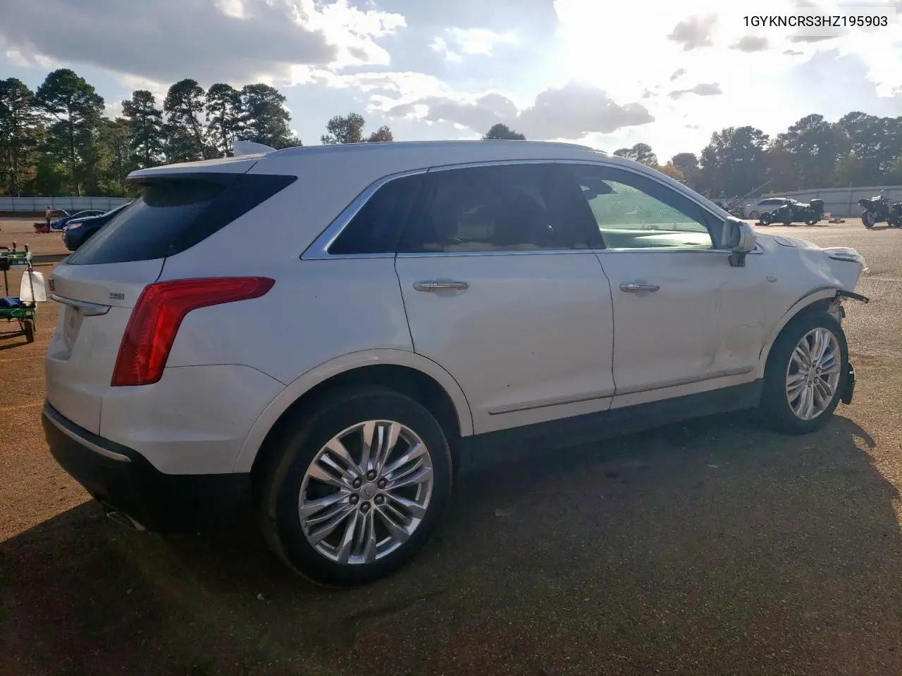 1GYKNCRS3HZ195903 2017 Cadillac Xt5 Premium Luxury