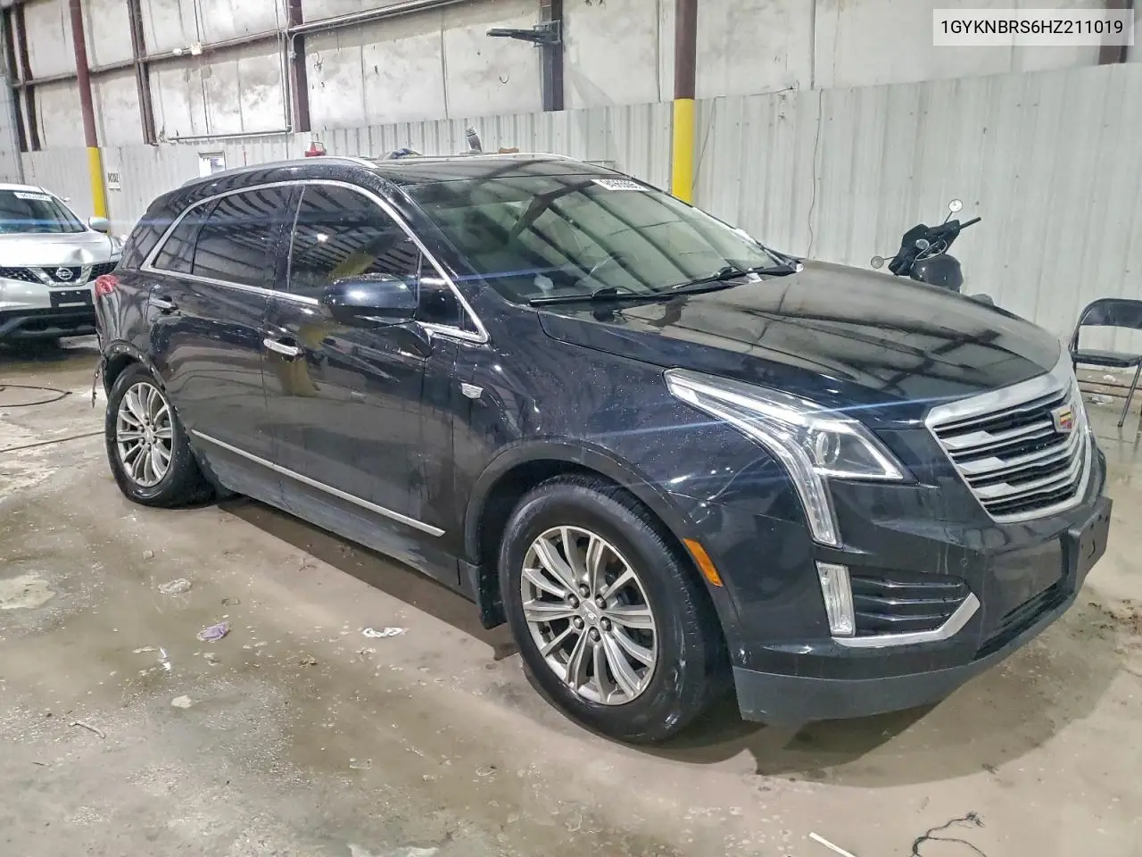 1GYKNBRS6HZ211019 2017 Cadillac Xt5 Luxury
