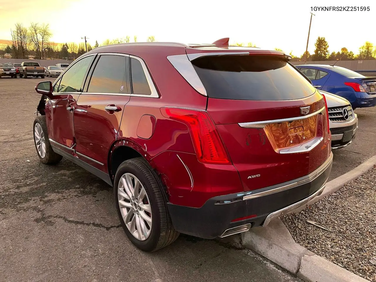 1GYKNFRS2KZ251595 2019 Cadillac Xt5 Premium Luxury