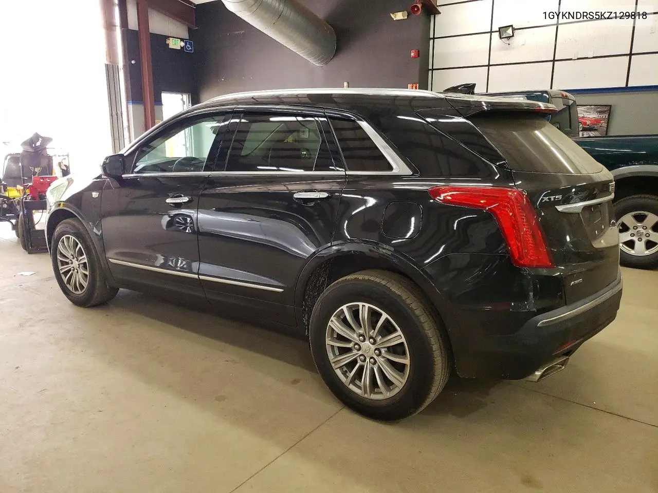 2019 Cadillac Xt5 Luxury VIN: 1GYKNDRS5KZ129818 Lot: 61102126