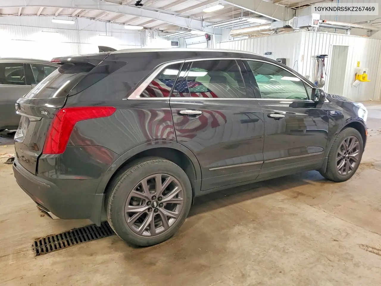 2019 Cadillac Xt5 Luxury VIN: 1GYKNDRS5KZ267469 Lot: 61869636