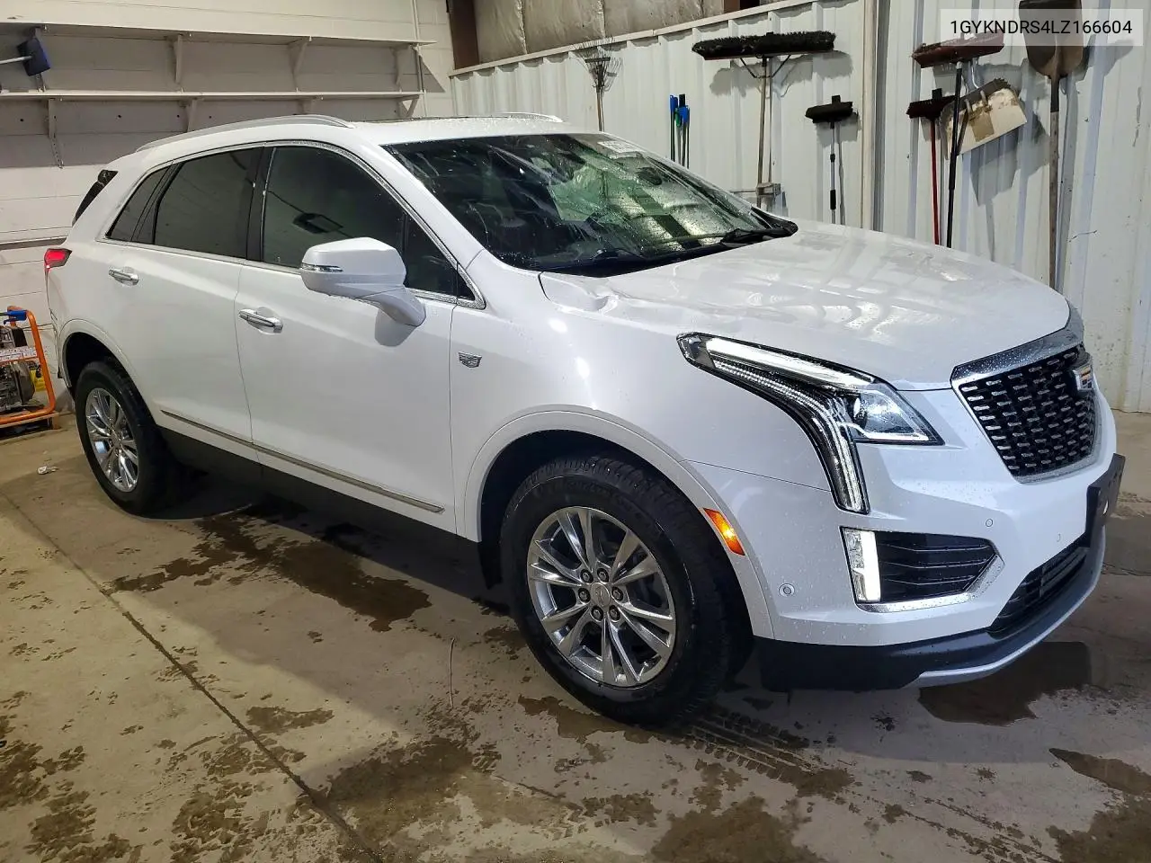 2020 Cadillac Xt5 Premium Luxury VIN: 1GYKNDRS4LZ166604 Lot: 56613266
