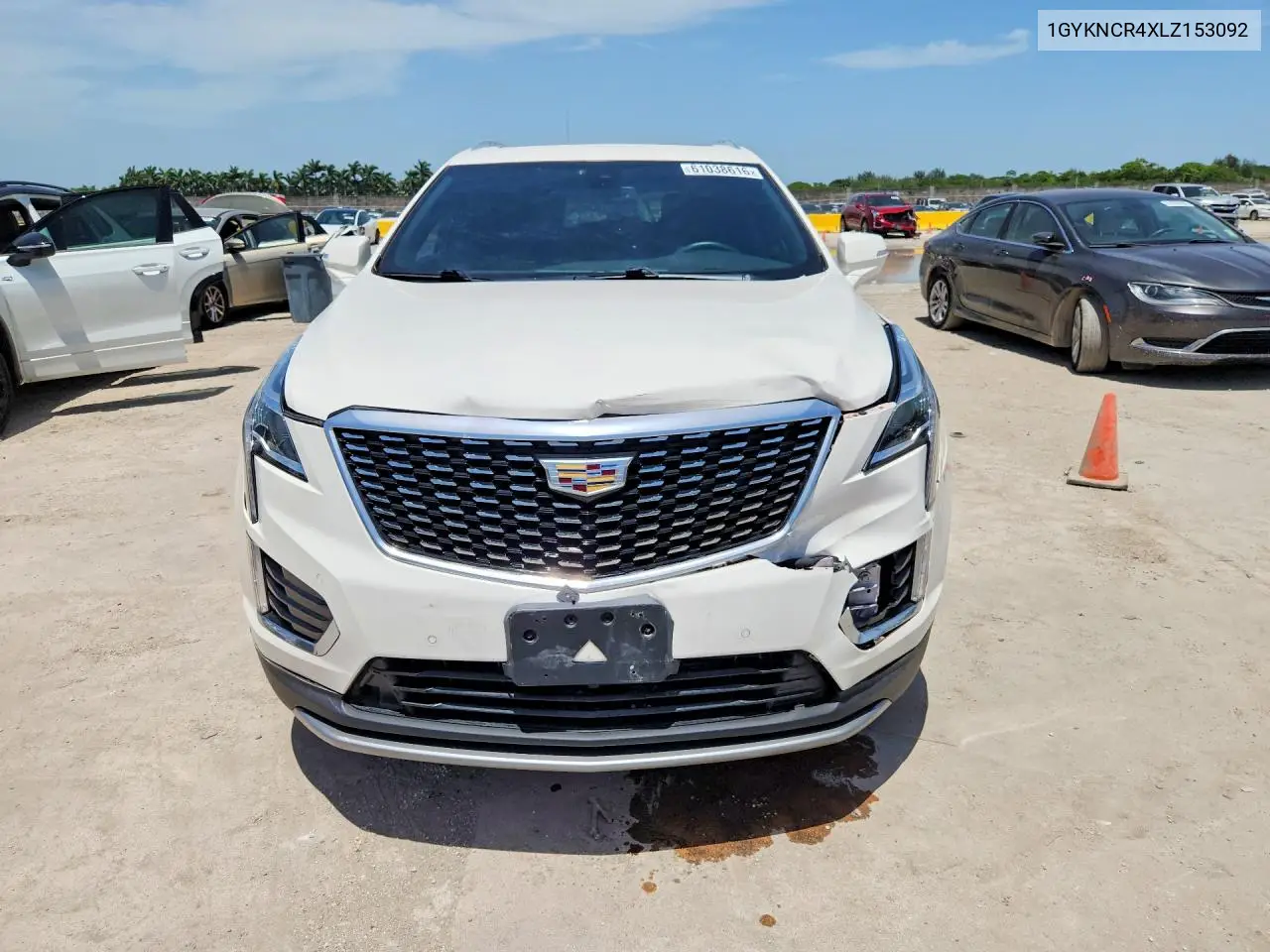 2020 Cadillac Xt5 Premium Luxury VIN: 1GYKNCR4XLZ153092 Lot: 61038616