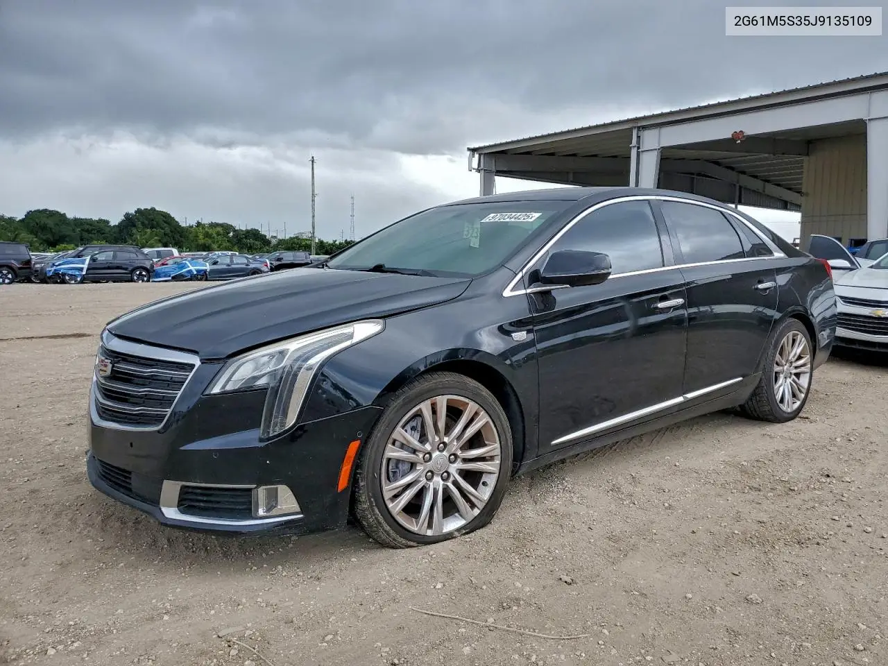 2G61M5S35J9135109 2018 Cadillac Xts Luxury