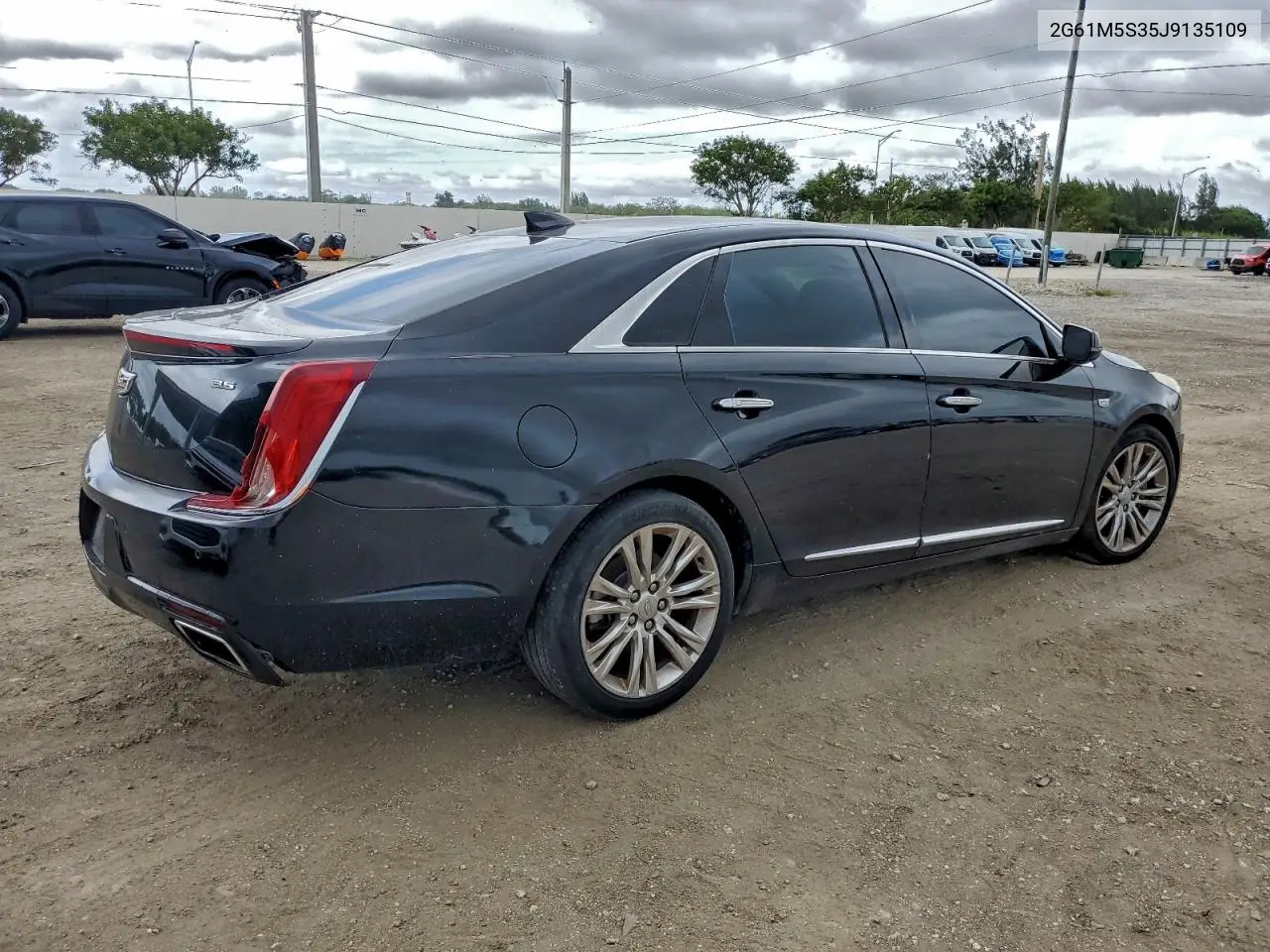 2G61M5S35J9135109 2018 Cadillac Xts Luxury