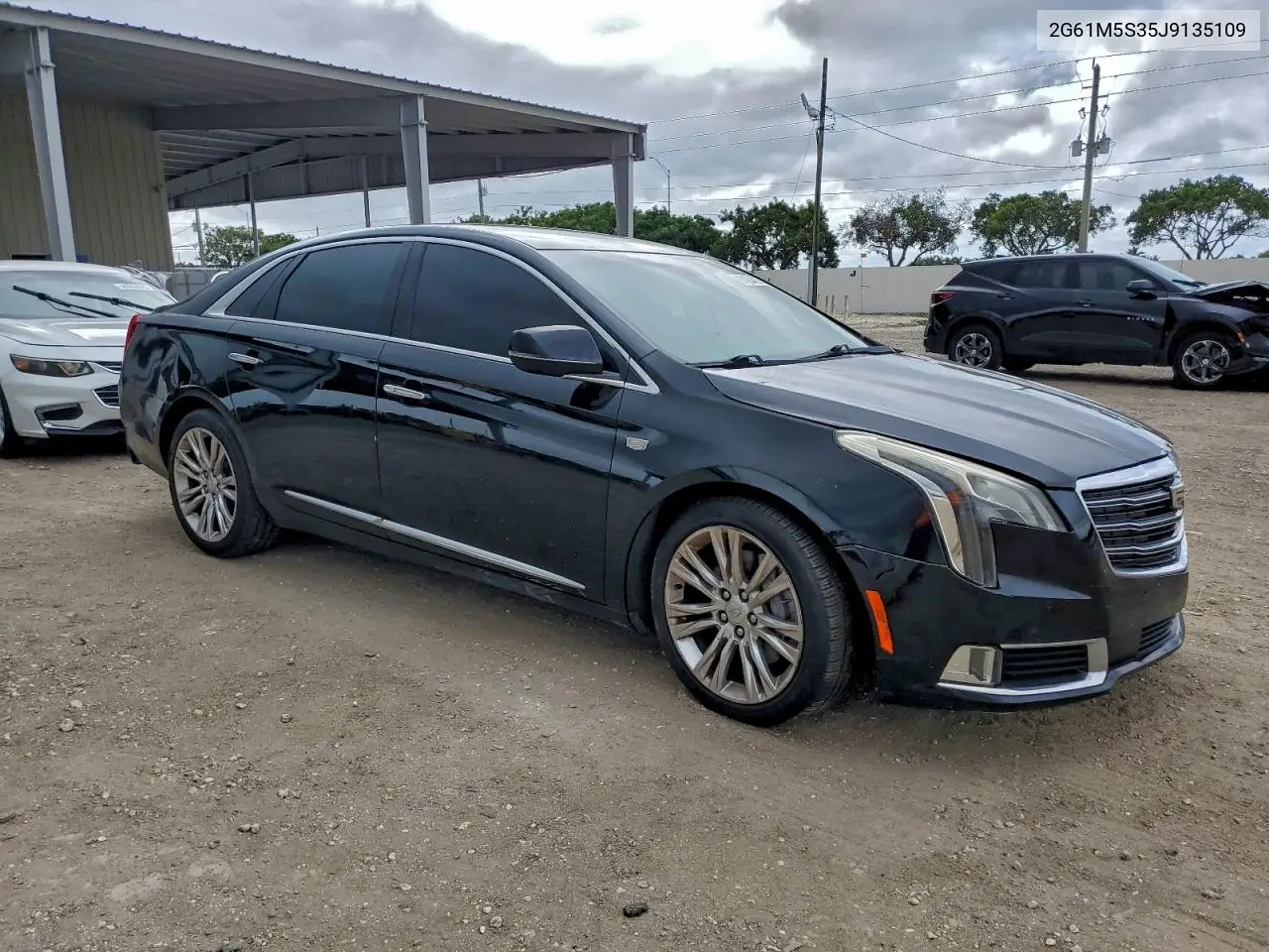 2G61M5S35J9135109 2018 Cadillac Xts Luxury