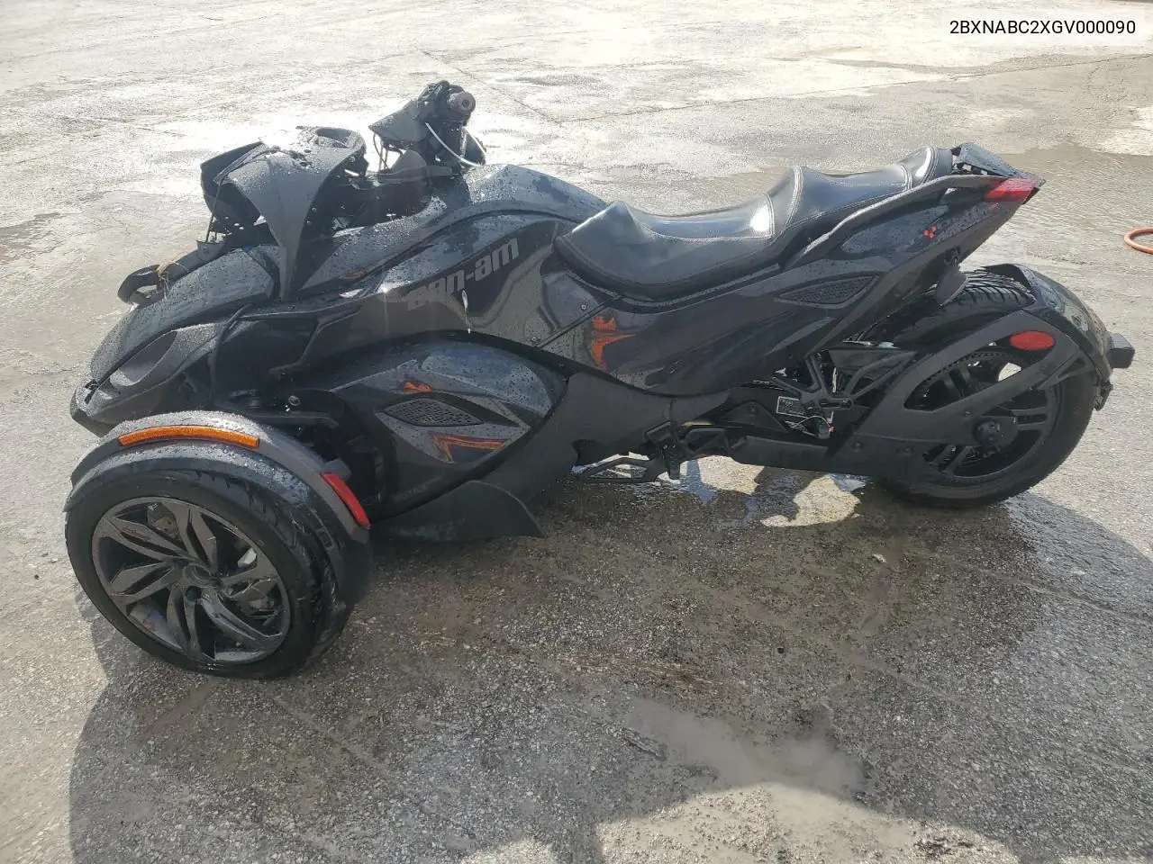 2BXNABC2XGV000090 2016 Can-Am Spyder Roadster Rs-S