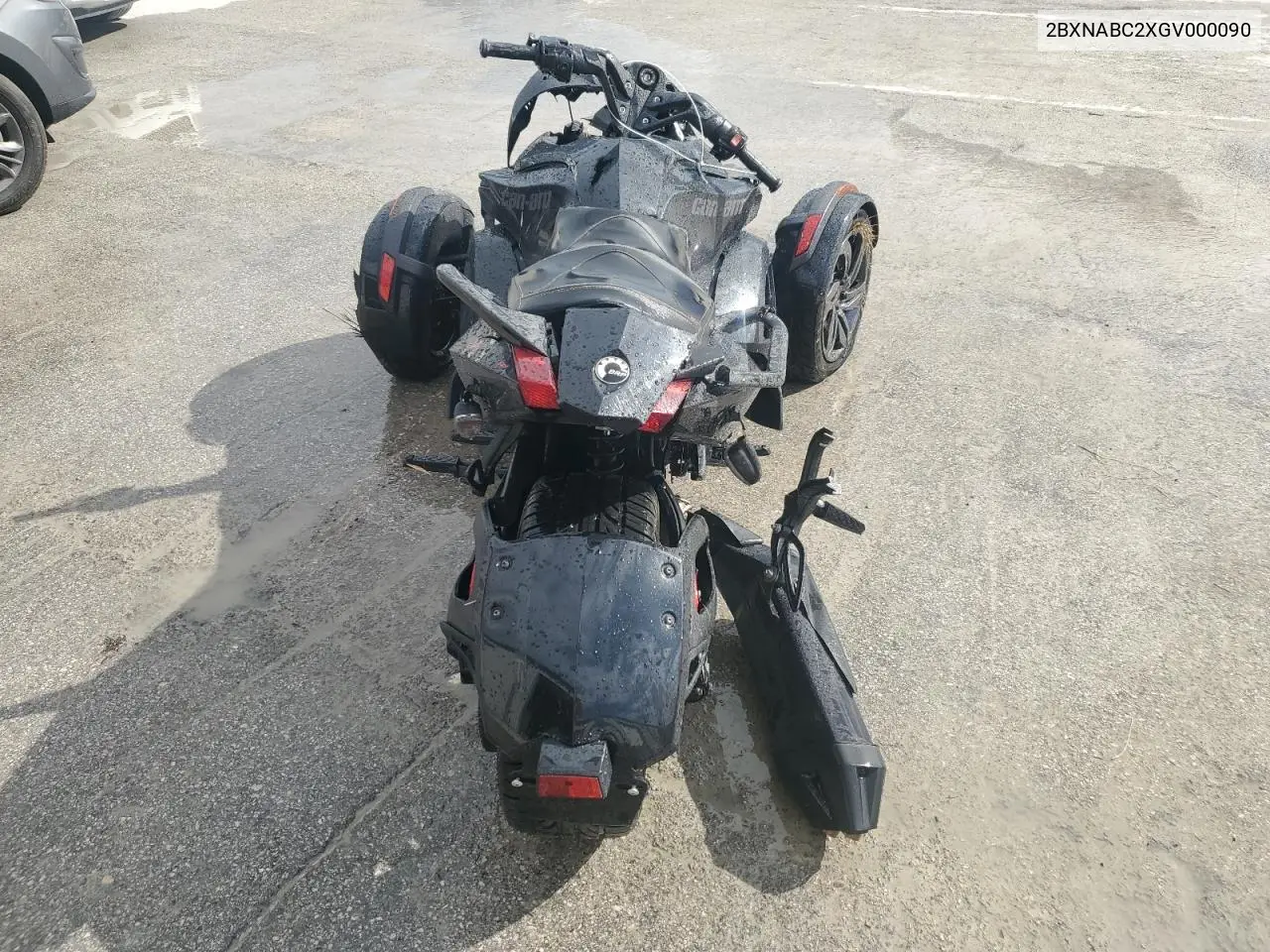 2BXNABC2XGV000090 2016 Can-Am Spyder Roadster Rs-S