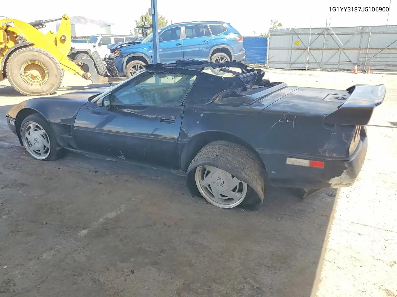 1988 Chevrolet Corvette VIN: 1G1YY3187J5106900 Lot: 58948546
