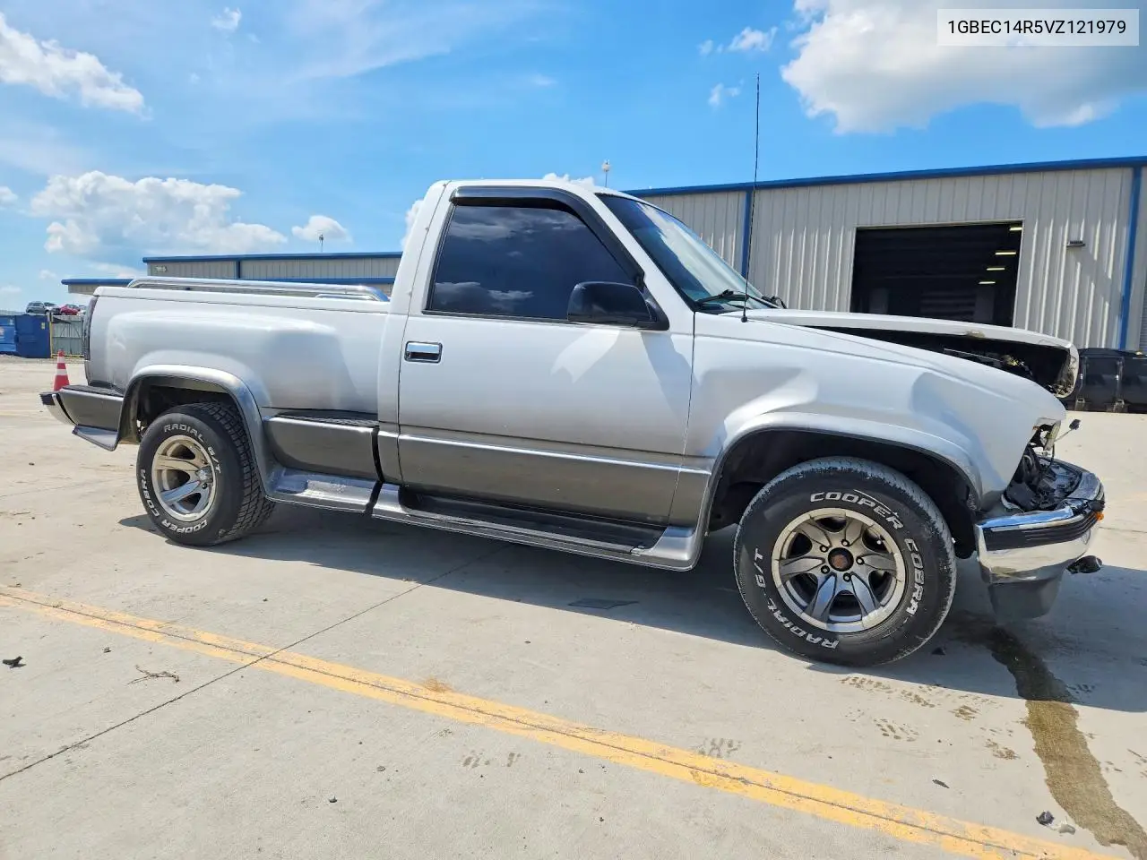 1997 Chevrolet Gmt-400 C1500 VIN: 1GBEC14R5VZ121979 Lot: 58693126