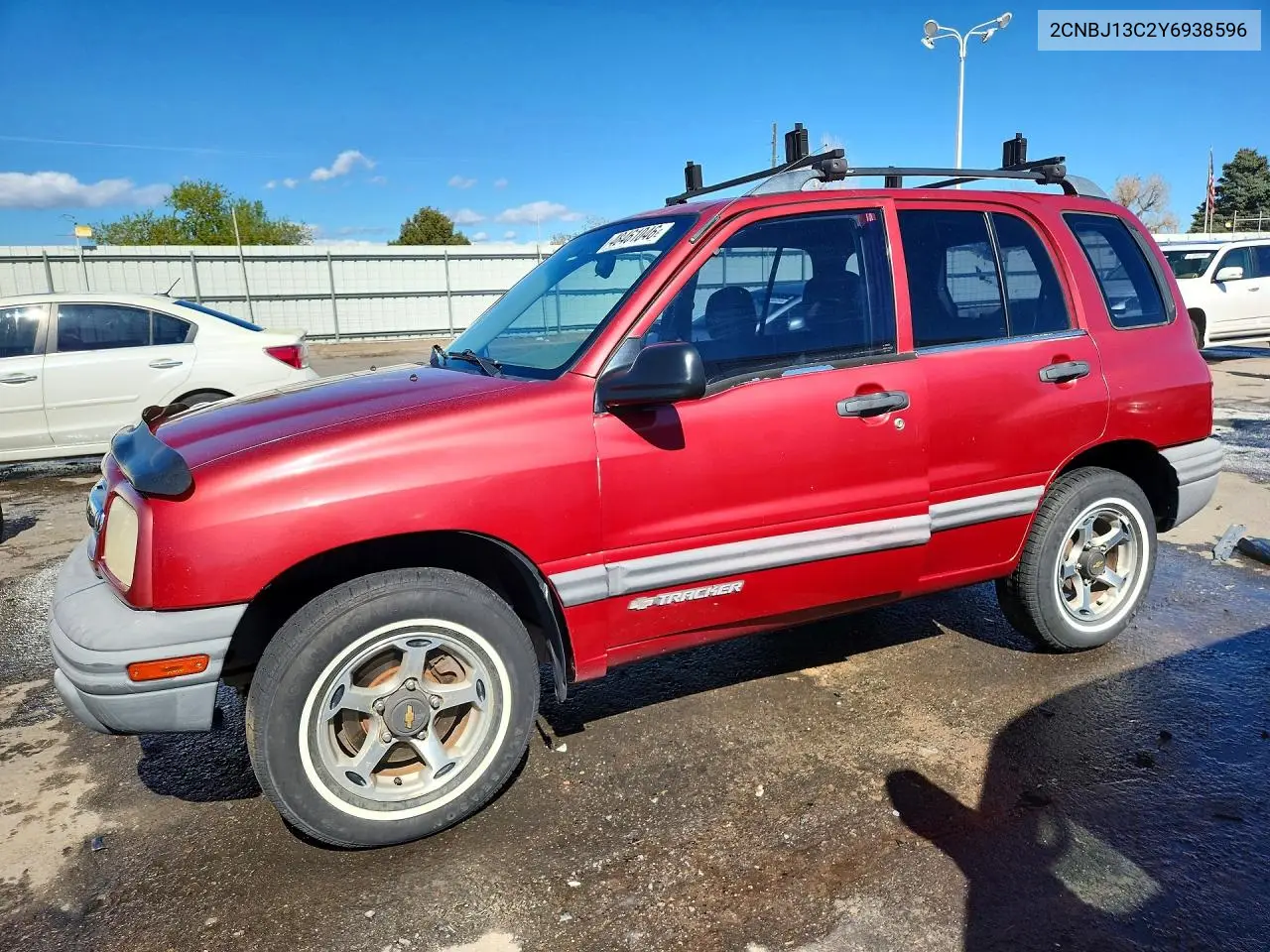 2000 Chevrolet Tracker VIN: 2CNBJ13C2Y6938596 Lot: 48461046