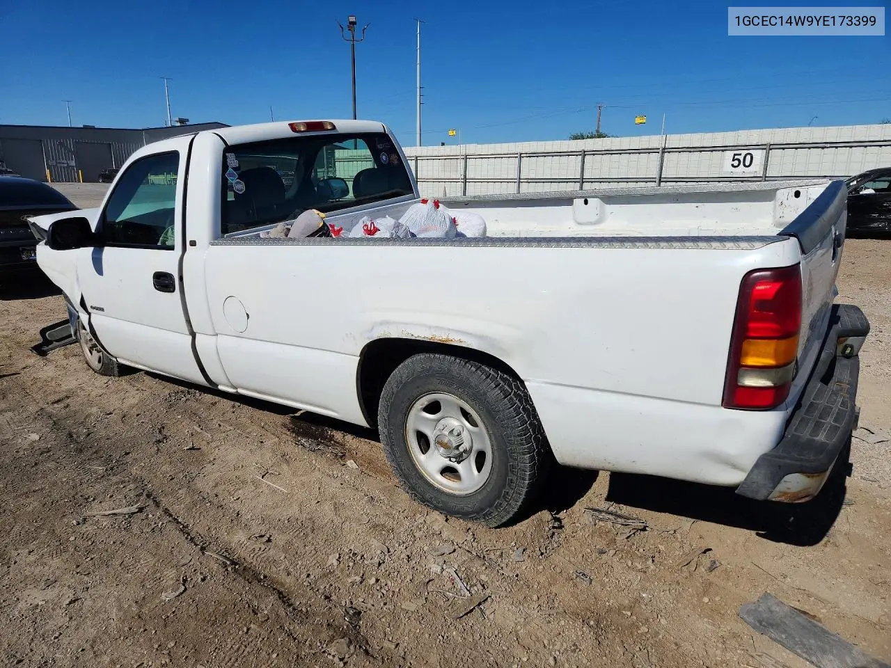 2000 Chevrolet Silverado C1500 VIN: 1GCEC14W9YE173399 Lot: 57140876