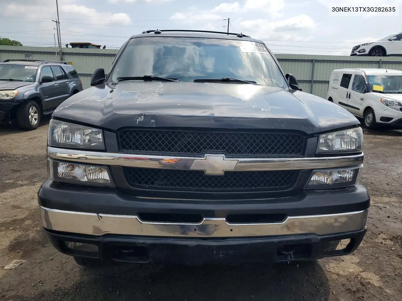 2003 Chevrolet Avalanche K1500 VIN: 3GNEK13TX3G282635 Lot: 56870896