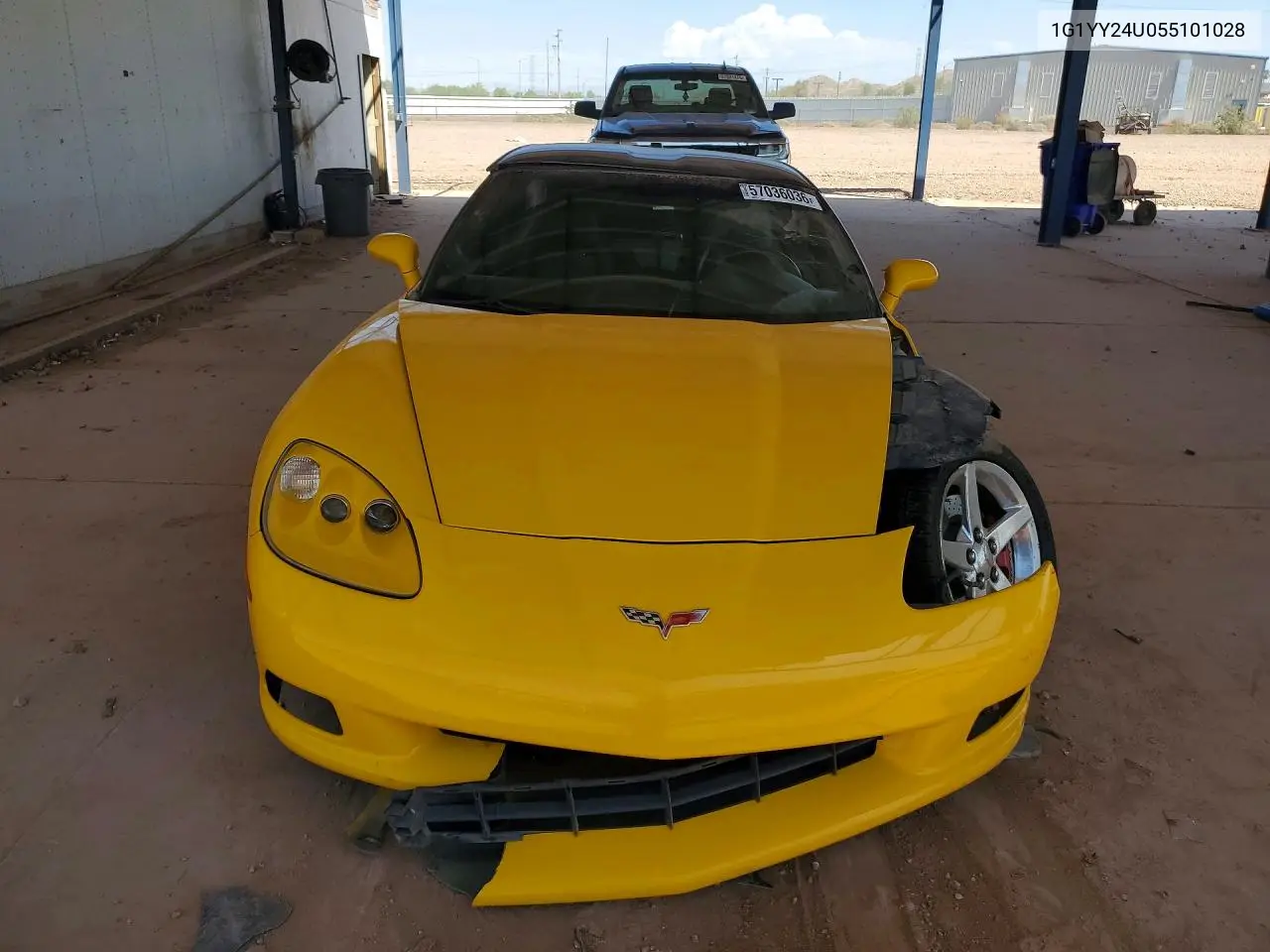 2005 Chevrolet Corvette VIN: 1G1YY24U055101028 Lot: 57036036