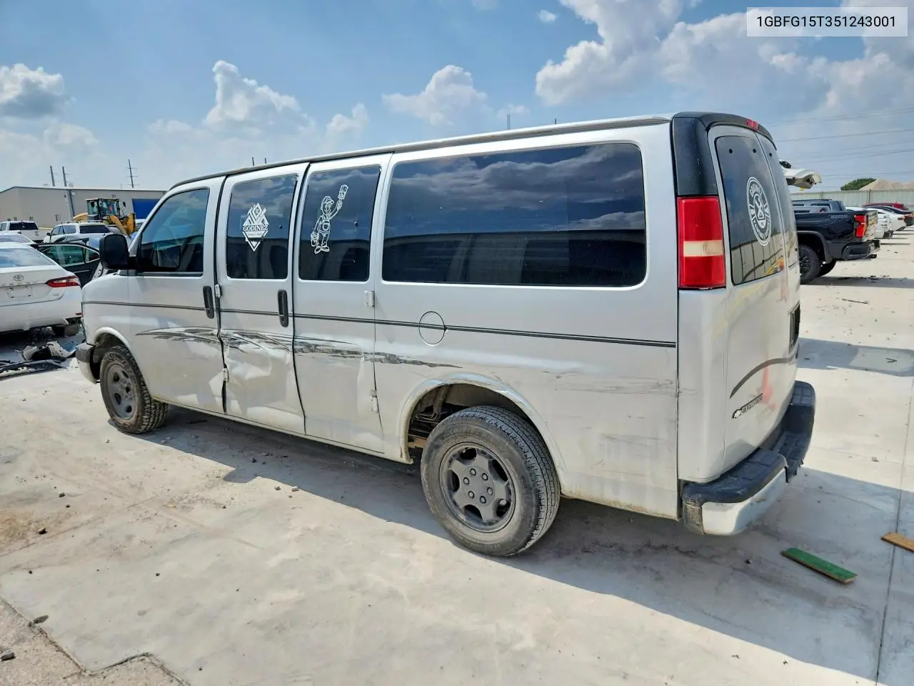 2005 Chevrolet Express G1500 VIN: 1GBFG15T351243001 Lot: 57606986