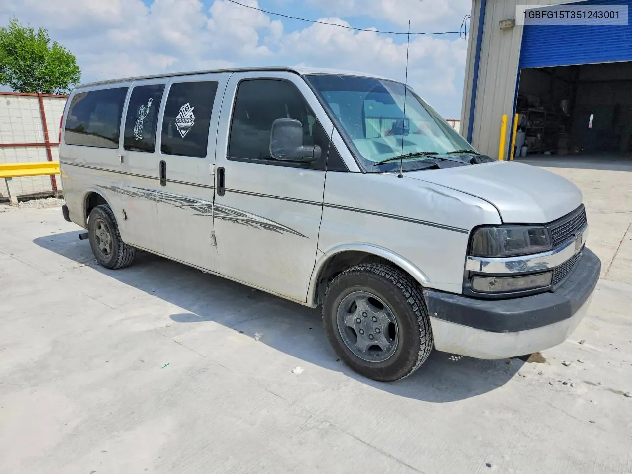 2005 Chevrolet Express G1500 VIN: 1GBFG15T351243001 Lot: 57606986