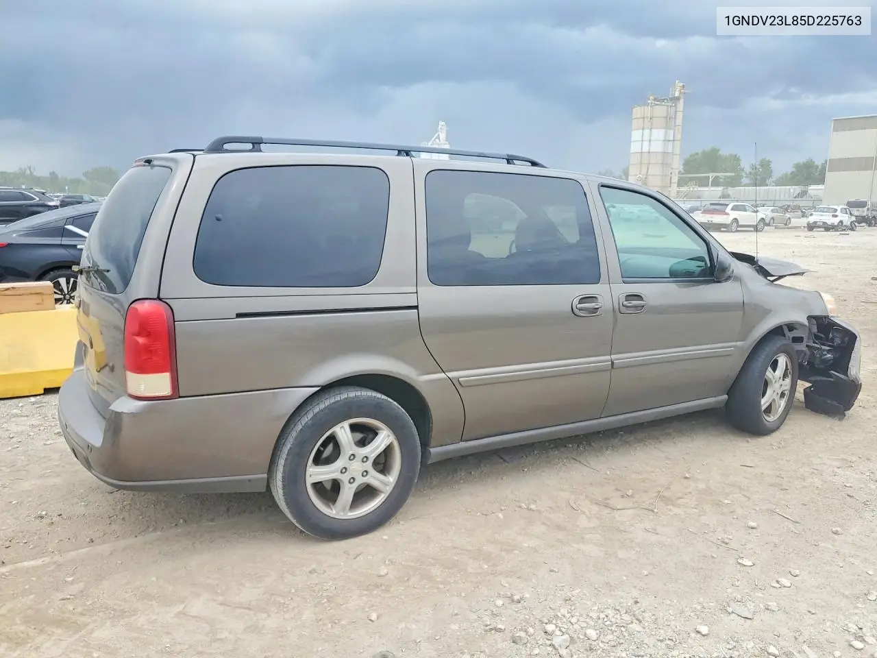 2005 Chevrolet Uplander Ls VIN: 1GNDV23L85D225763 Lot: 58738646