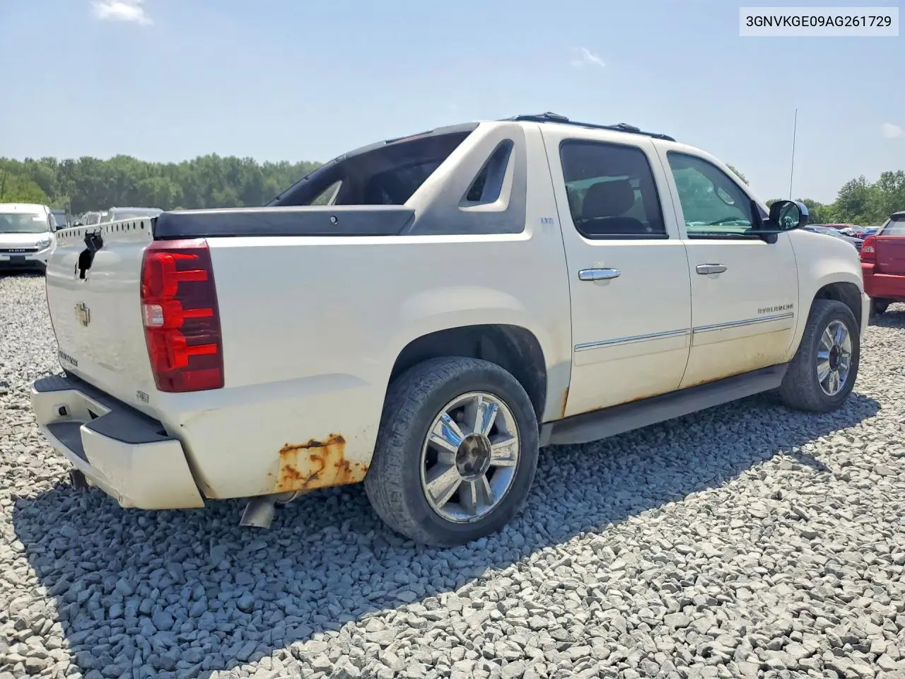 2010 Chevrolet Avalanche Ltz VIN: 3GNVKGE09AG261729 Lot: 58862306