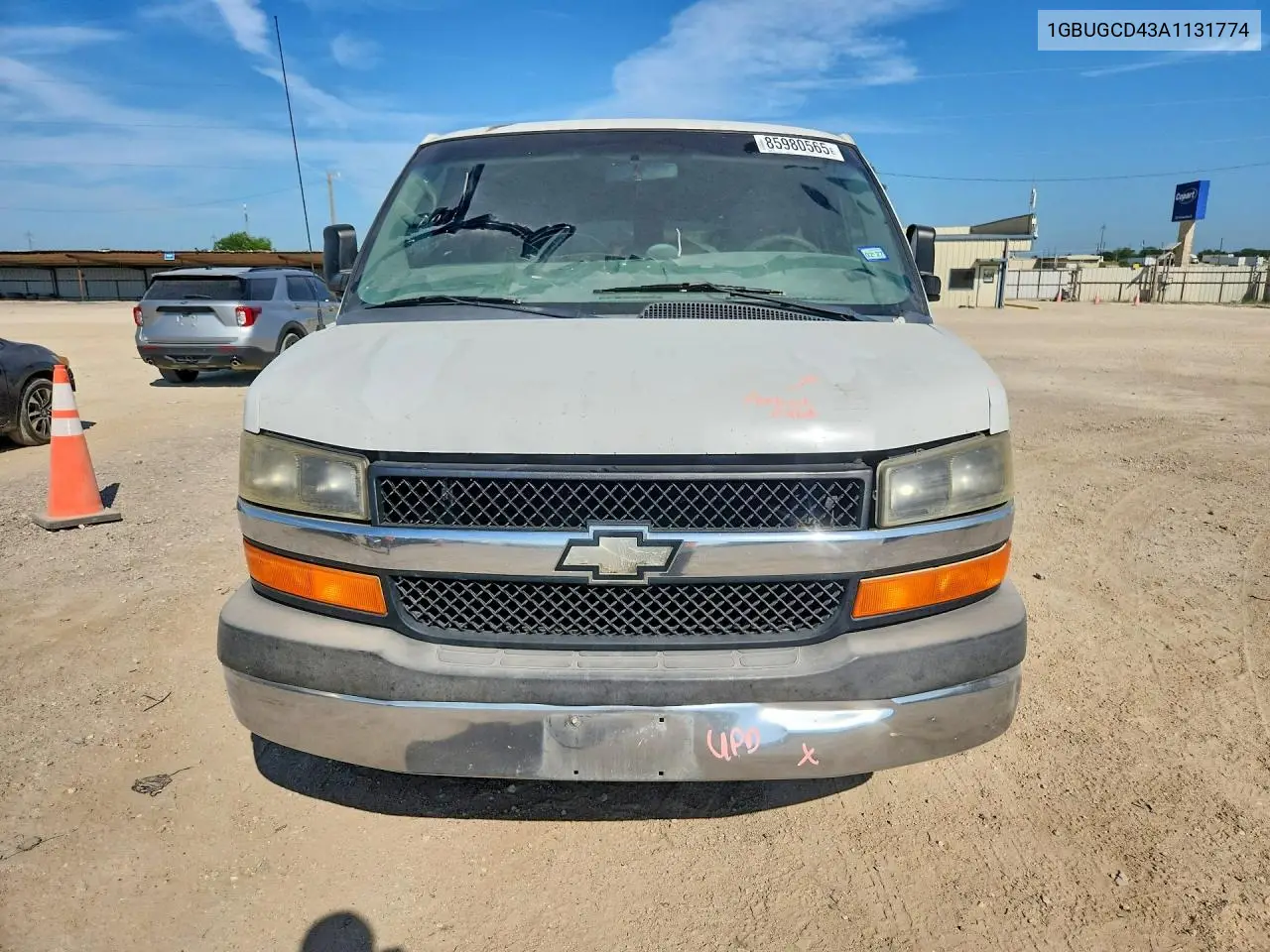 2010 Chevrolet Express G1500 Lt VIN: 1GBUGCD43A1131774 Lot: 85980565