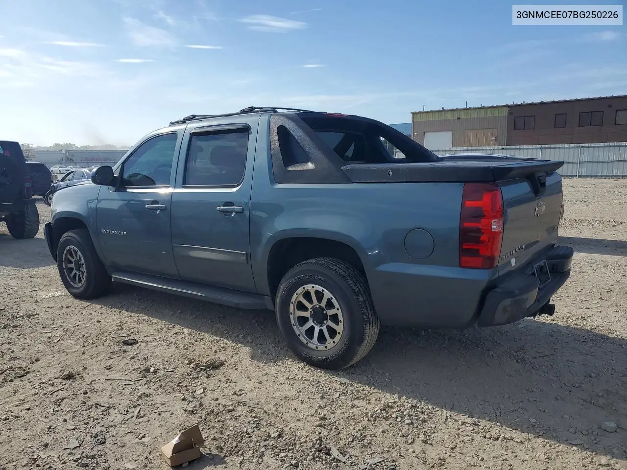 2011 Chevrolet Avalanche Ls VIN: 3GNMCEE07BG250226 Lot: 95589025