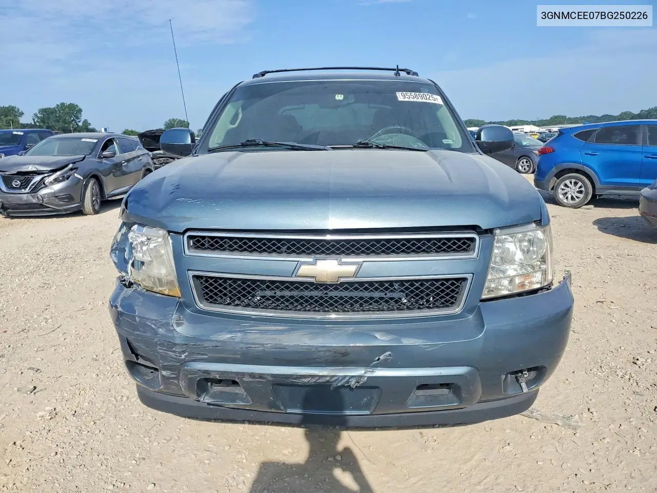 2011 Chevrolet Avalanche Ls VIN: 3GNMCEE07BG250226 Lot: 95589025