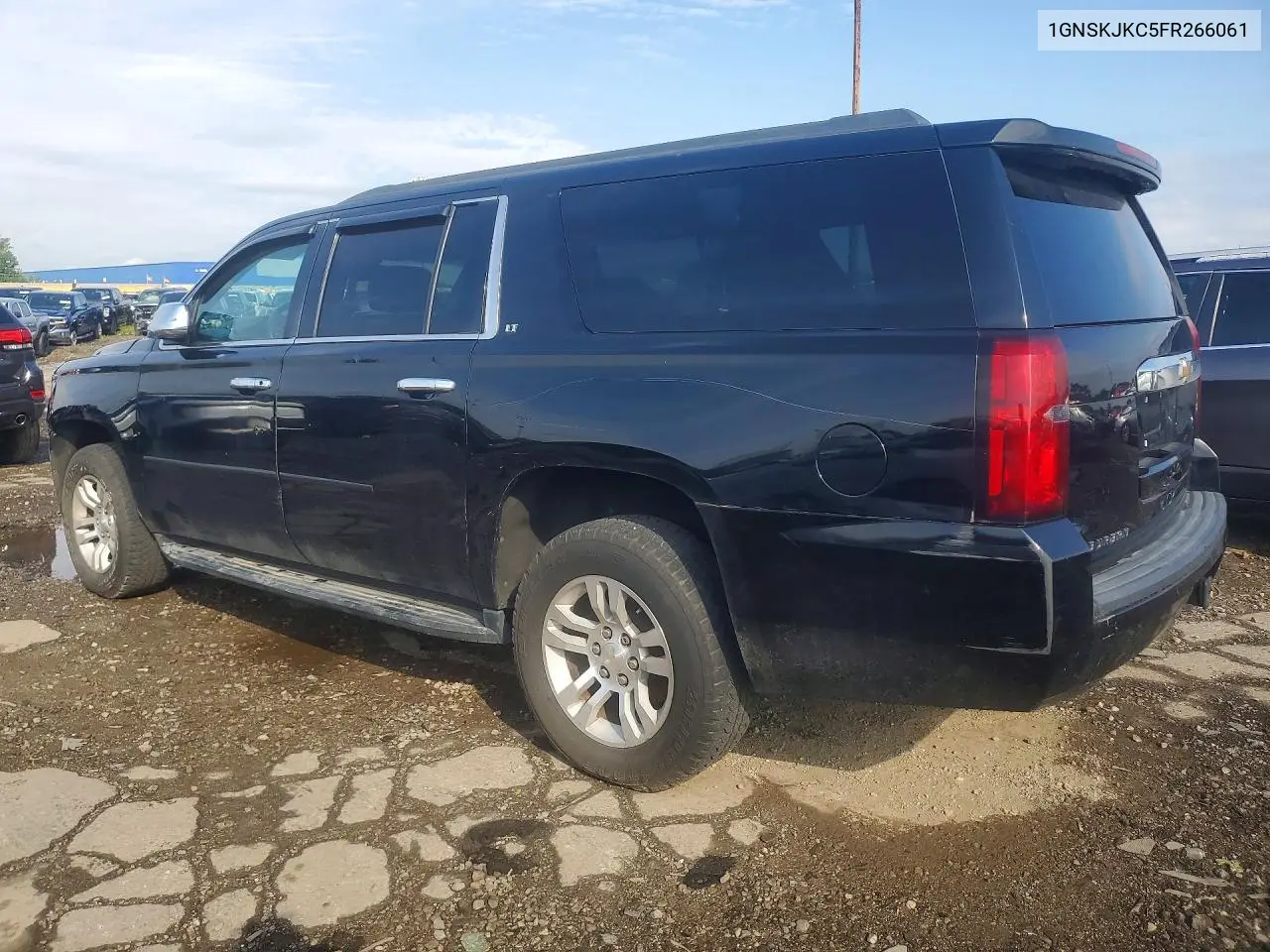 2015 Chevrolet Suburban K1500 Lt VIN: 1GNSKJKC5FR266061 Lot: 58111366